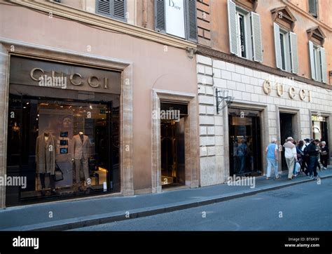 negozio gucci roma saldi